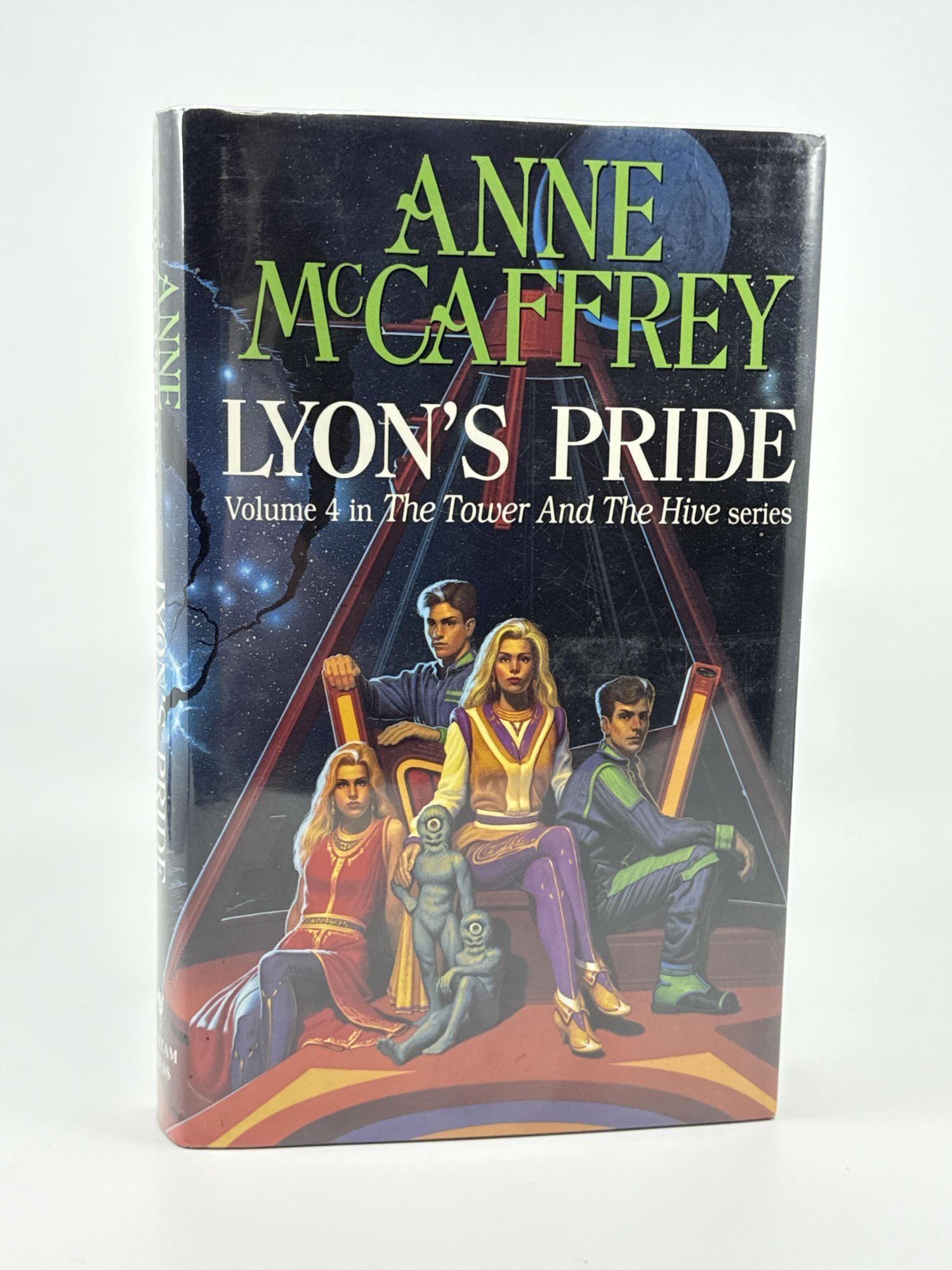 Lyon's Pride [UK. Anne McCaffrey.